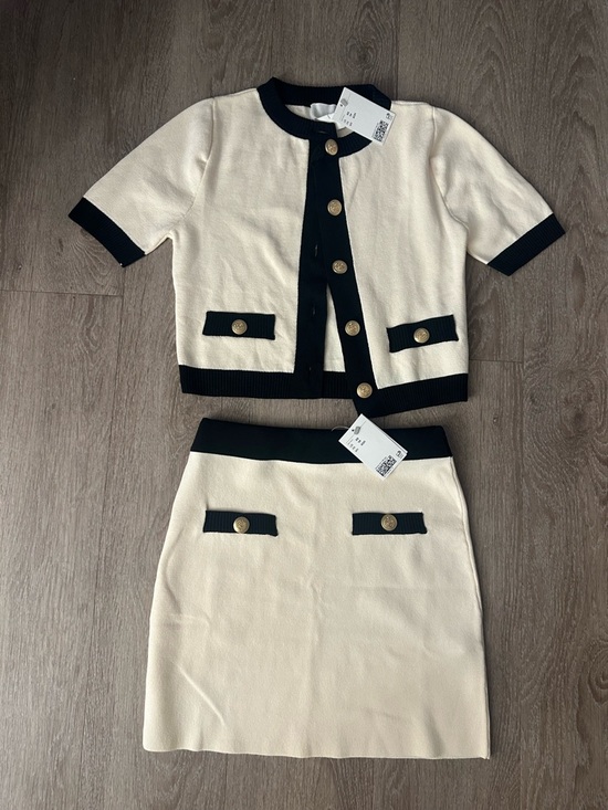 H&M Dresses & Skirts - H&M Cream Mini Skirt Set with Black Trim